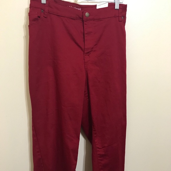 Jeans - Picture 2 of 3